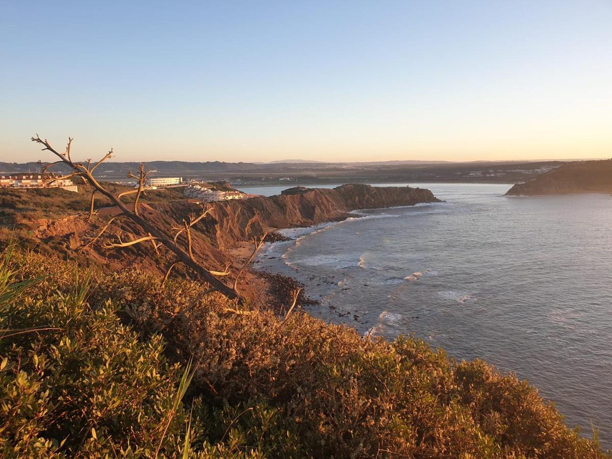 Sondela Self Catering Villa São Martinho do Porto Eksteriør billede